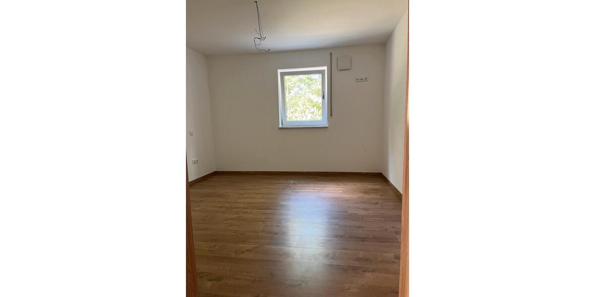 1,53,5 Zimmerwohnung in ruhiger, zentraler Lage in Geisenhausen 3 zimmer