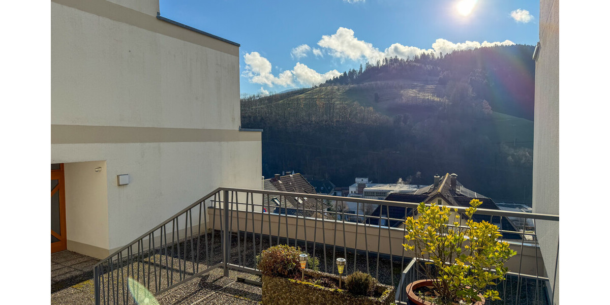 Schöne Wohnung mit sonnigem großen Balkon - Etagenwohnung Bad Peterstal-Griesbach / Bad Peterstal Bad Peterstal | Angebot:26295428