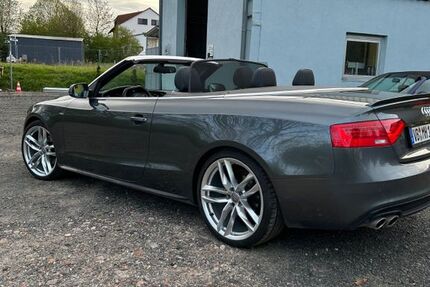 Audi A5 120.000 km 17.500 &euro; Mücke 35325