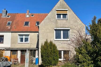 Geräumige Doppelhaushälfte zum fertigstellen auf großem Grundstück in guter Lage-Ratzeburg Vorstadt