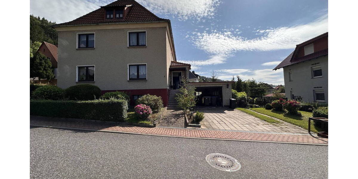 Mehrfamilienhaus, Wohnhaus Heringen Lengers - 8 Zimmer, 148 m&sup2;, 175.000&euro; | Angebot:26037050