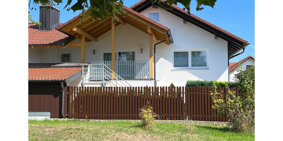 Etagenwohnung Adlkofen - 2 Zimmer, 89 m&sup2;, 770&euro; | Angebot:26461536