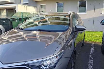 Toyota Auris 132.000 km 13.999 &euro; Weinheim, Stadt 69469