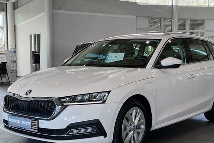 Skoda Octavia 31.196 km 23.990 &euro; Oldenburg 26123