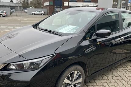 Nissan Leaf 20.854 km 13.990 &euro; Lübeck 23554