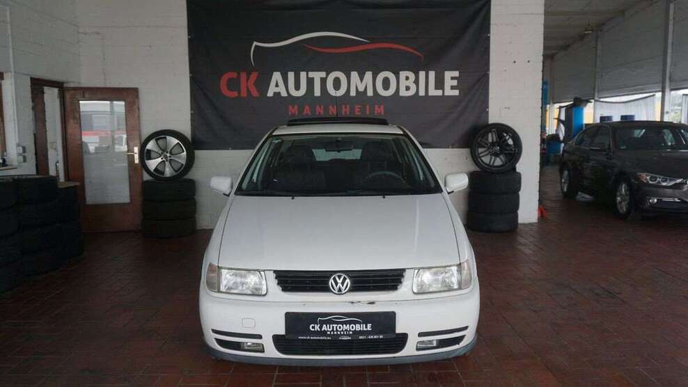 VW Polo 121.000 km 1.990 € Mannheim 68309