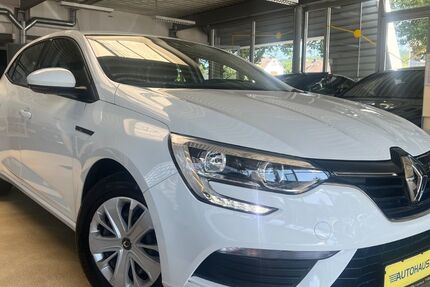 Renault Megane 52.419 km 9.890 &euro; Kreuztal 57223