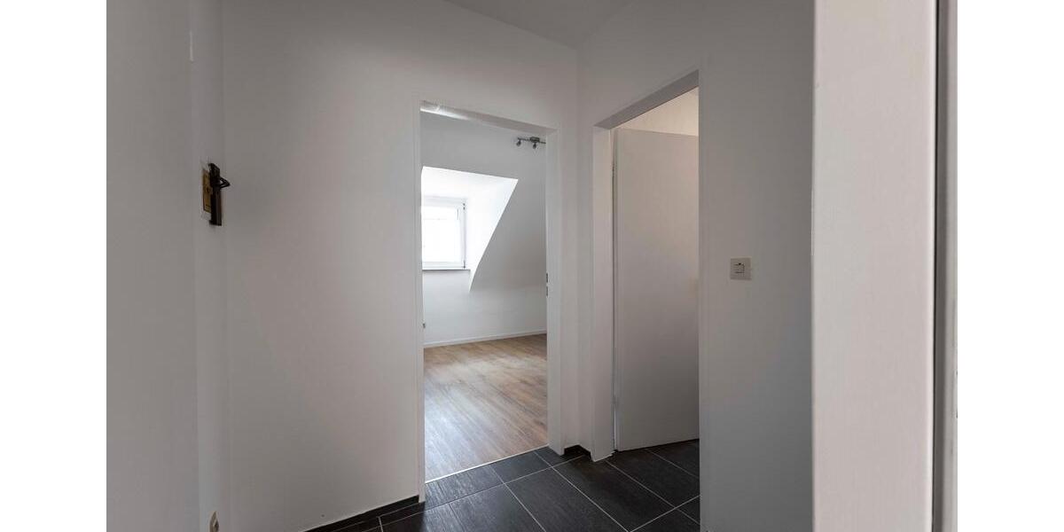 Dachgeschoßwohnung Mertesdorf - 2 Zimmer, 32 m&sup2;, 420&euro; | Angebot:26676355