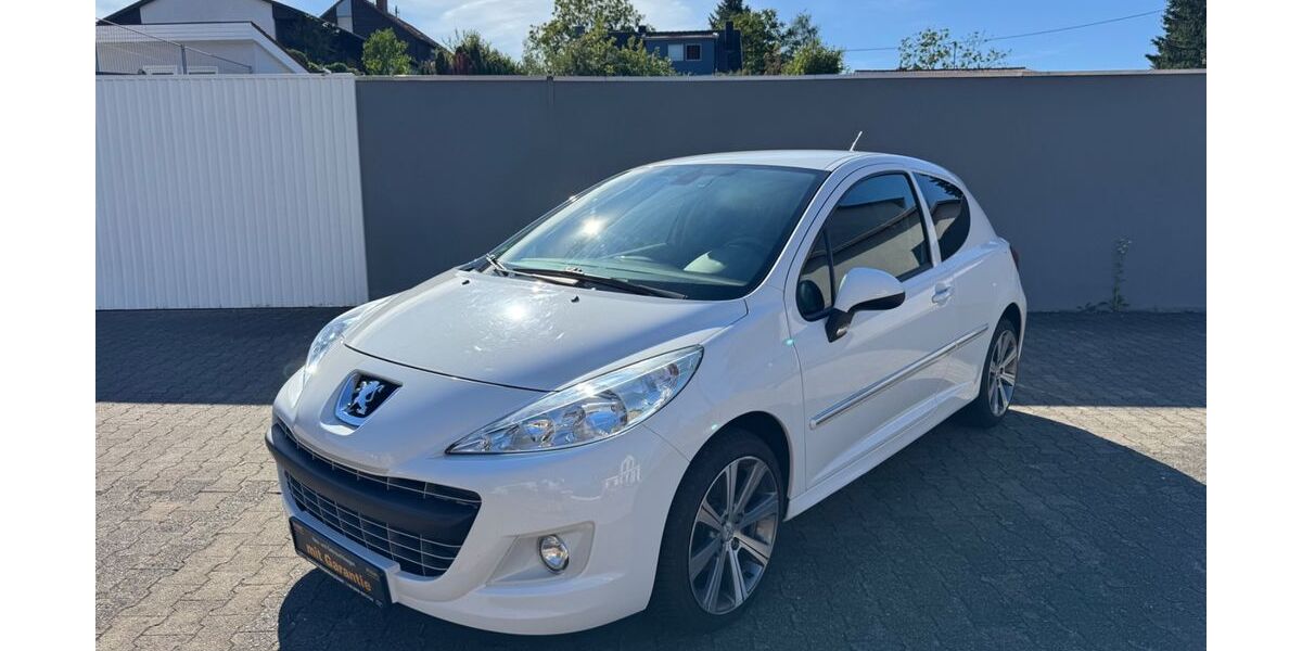 Peugeot 207 141.639 km 5.999 &euro; Riegelsberg 66292