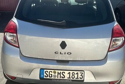 Renault Clio 134.363 km 3.000 &euro; Solingen 42653