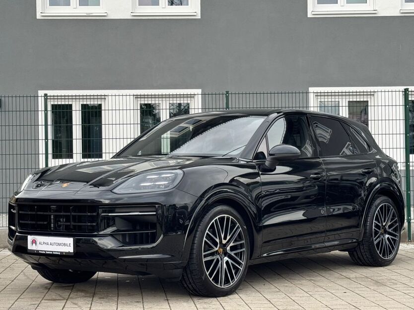 Porsche Cayenne 3.000 km 93.990 € München 81243