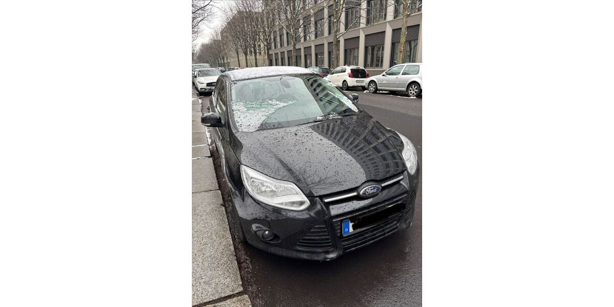 Ford Focus 115.000 km 6.500 &euro; Dresden 01069