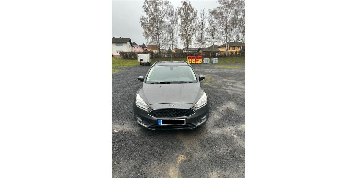 Ford Focus 235.000 km 5.200 &euro; Hungen 35410