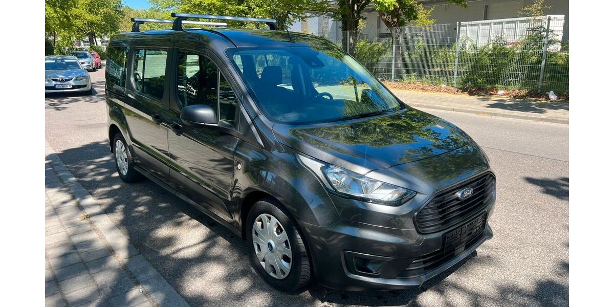Ford Tourneo Connect 197.000 km 7.999 &euro; ingolstadt 85057