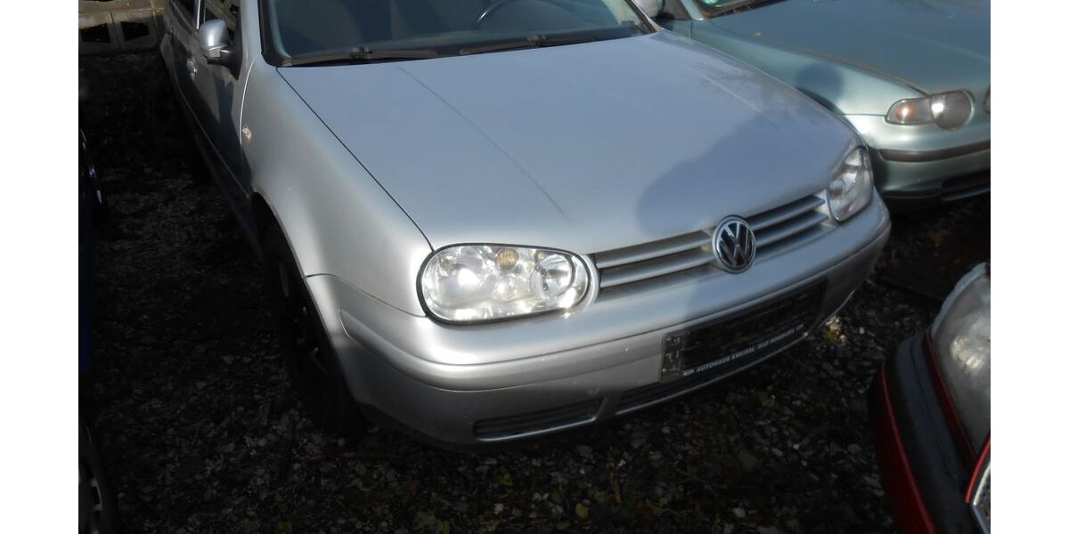 VW Golf 221.387 km 1.798 &euro; Wöllstadt 61206