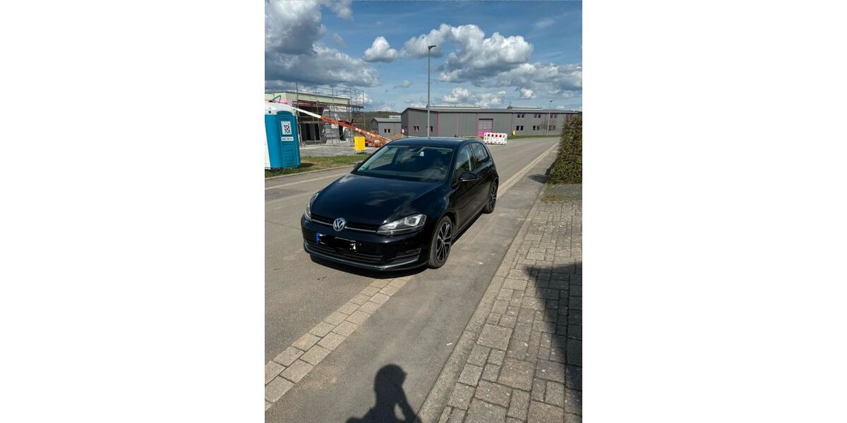 VW Golf 135.000 km 11.000 &euro; Löhlbach 35114