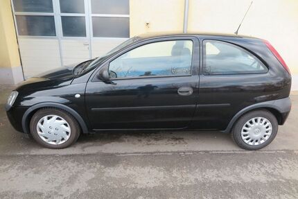 Opel Corsa 58.400 km 2.350 &euro; Weissenfels 06667