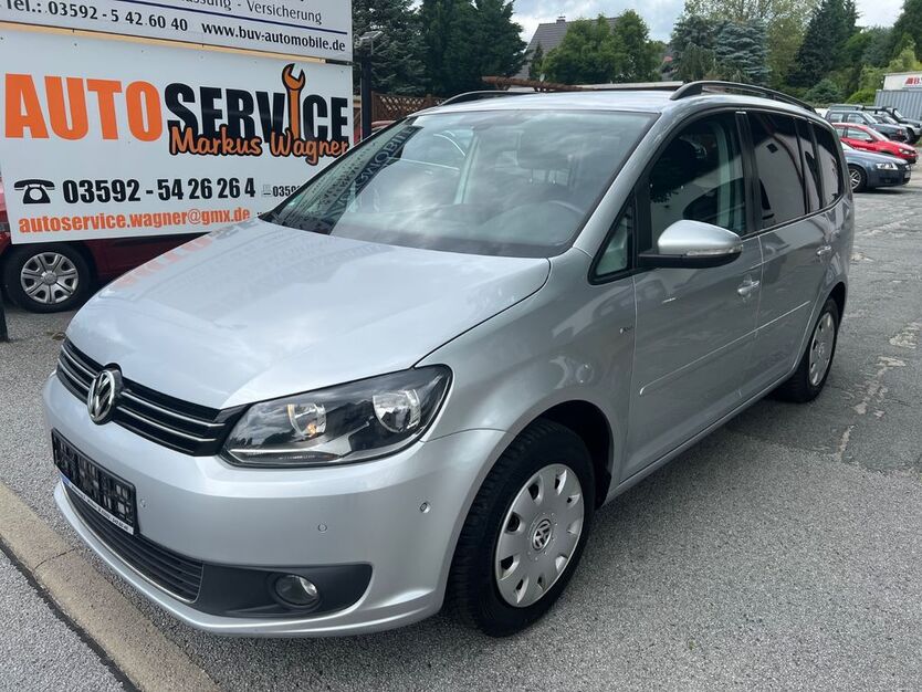 VW Touran 191.000 km 7.999 € Wilthen 02681