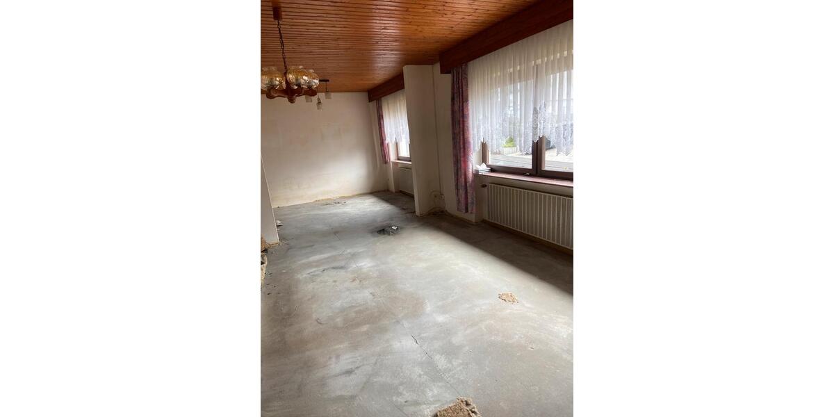 Einfamilienhaus Idar-Oberstein Oberstein - 5 Zimmer, 105 m&sup2;, 185.000&euro; | Angebot:26413405