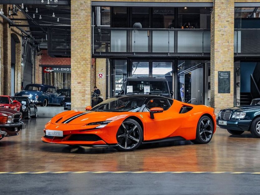 SF90