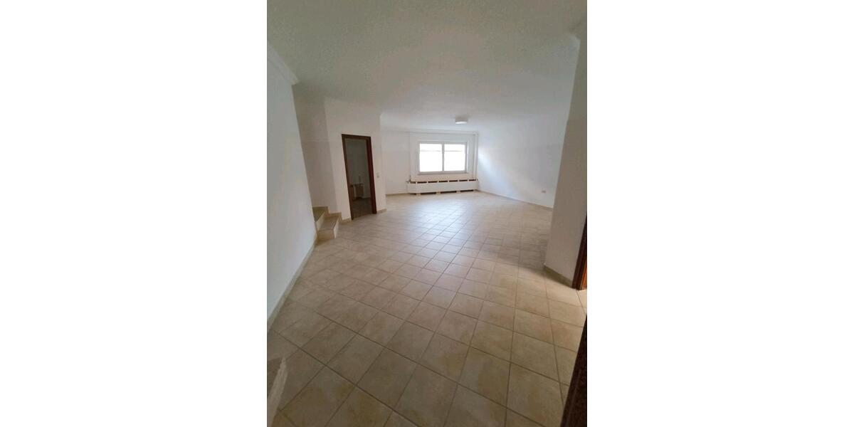 WOHNUNG IN DIETZHÖLZTAL EWERSBACH ZU VERMIETEN 3 zimmer