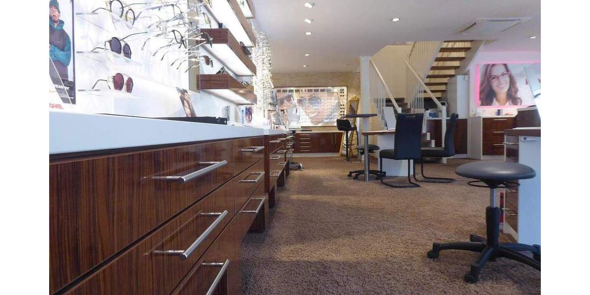 Wunderschön und einmalig: Historisches Wohn- und Geschäftshaus in der Öhringer Innenstadt 1 zimmer