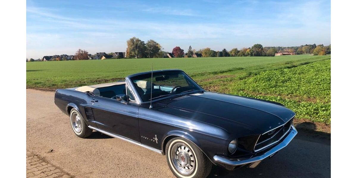Ford Mustang 999.999 km 44.900 &euro; Düsseldorf 40229