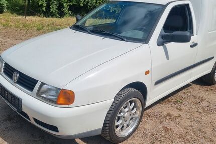 VW Caddy 173.000 km 2.300 &euro; Döbeln 04720