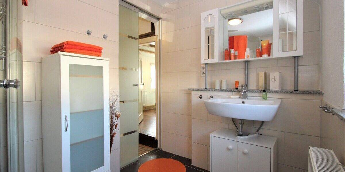 Einfamilienhaus Königswinter-Thomasberg Thomasberg - 3 Zimmer, 67 m&sup2;, 680&euro; | Angebot:26863194