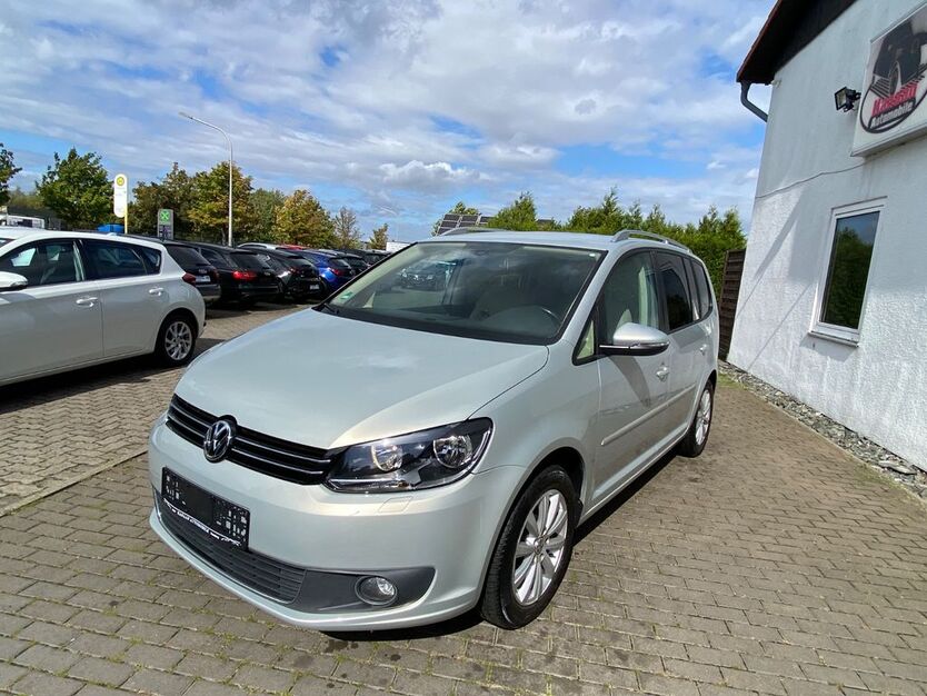 VW Touran 219.000 km 6.950 € Goslar 38644