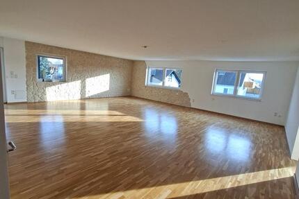 moderne 4-Zimmer Wohnung in einem 2 Familienhaus in Altheim 4 zimmer