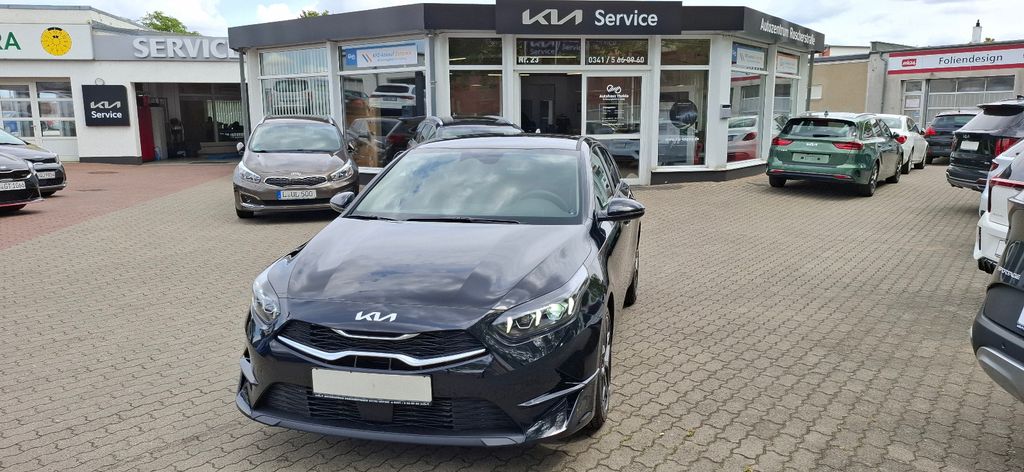 Kia ceed / Ceed 2.982 km 28.790 &euro; Leipzig 04105