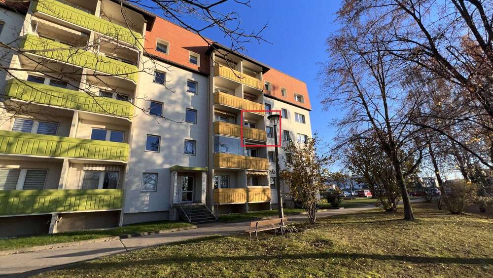 Etagenwohnung Stollberg - 4 Zimmer, 69 m&sup2;, 44.500&euro; | Angebot:25547604