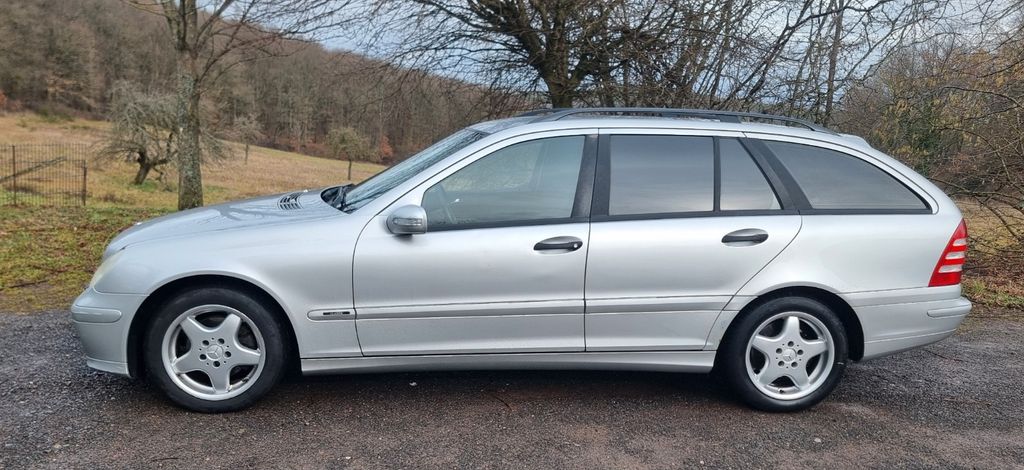 Mercedes-Benz C 180 213.000 km 1.900 &euro; Eisenberg 67304