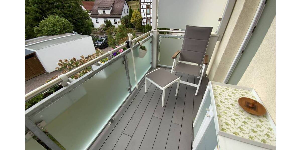 Etagenwohnung Suhl Aue 1 - 3 Zimmer, 81 m&sup2;, 139.000&euro; | Angebot:26875074