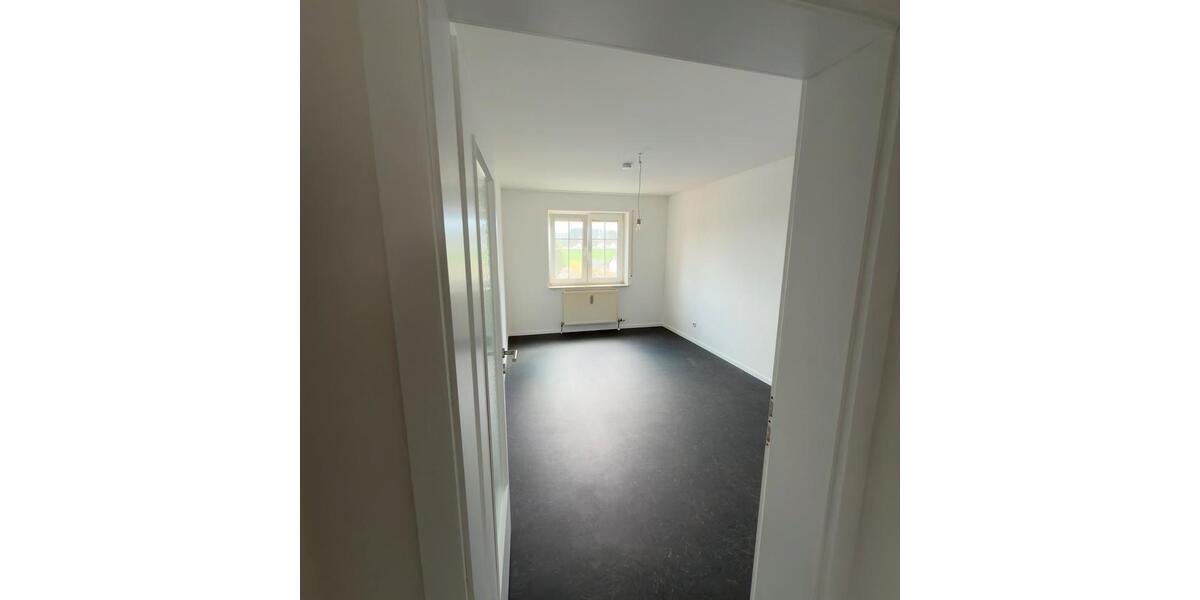 Etagenwohnung Bodenwöhr - 3 Zimmer, 76 m&sup2;, 620&euro; | Angebot:26183688