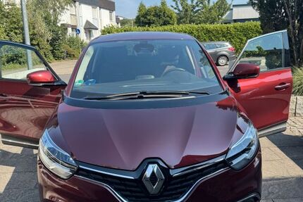 Renault Scenic 65.100 km 10.490 &euro; Erkrath 40699