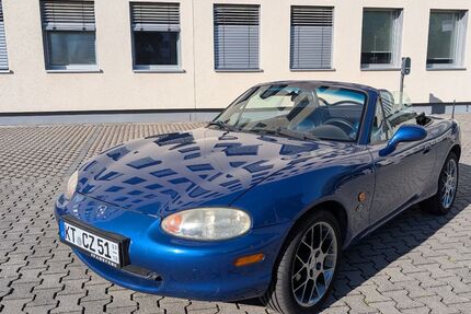 Mazda MX-5 156.000 km 9.100 &euro; Darmstadt 64295