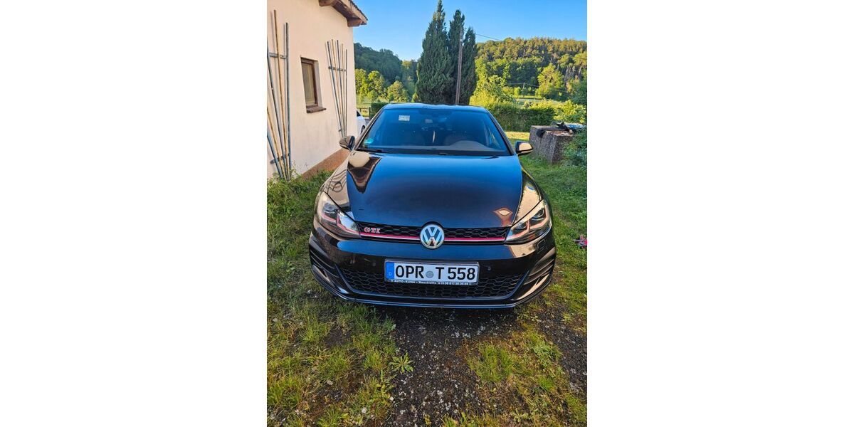 VW Golf 172.100 km 15.700 &euro; Ringgau 37296