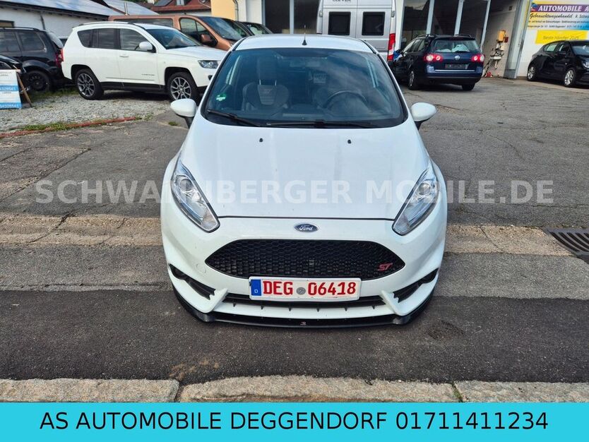 Ford Fiesta 95.000 km 9.999 € Deggendorf 94469