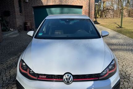 VW Golf 271.000 km 13.299 &euro; Jessen 06917