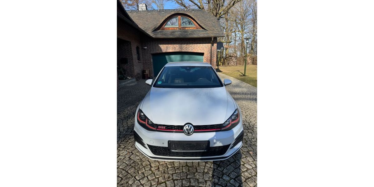 VW Golf 271.000 km 13.299 &euro; Jessen 06917