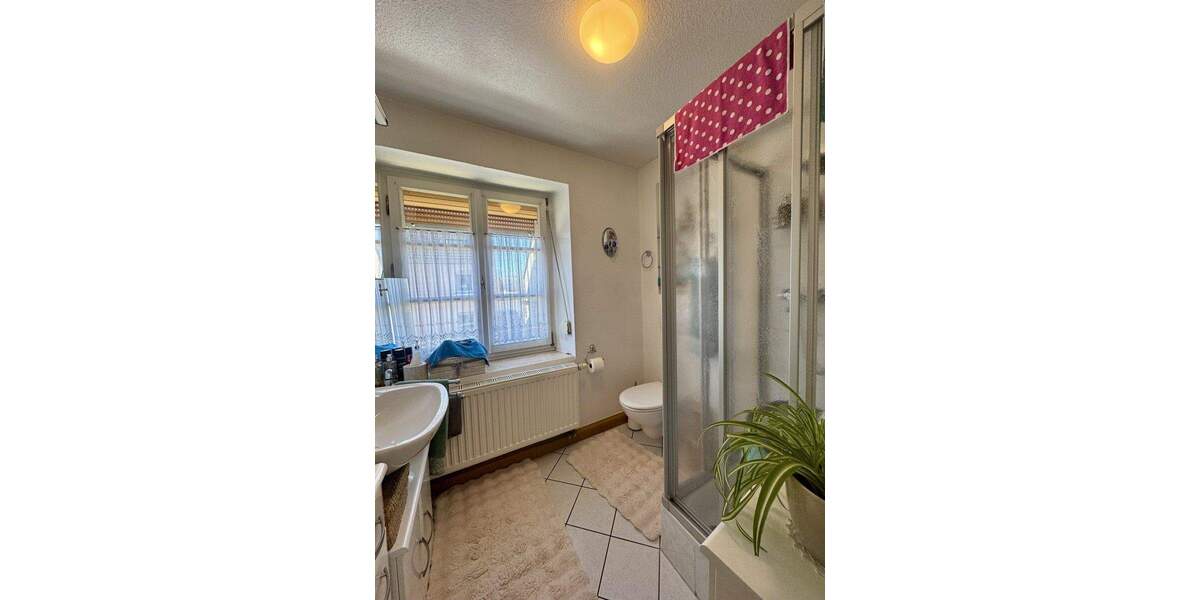 Reihenmittelhaus Wittlich - 5 Zimmer, 115 m&sup2;, 195.000&euro; | Angebot:25821260