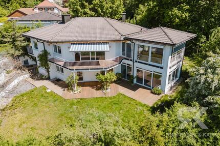 Uneinsehbare Luxus-Villa mit Panoramablick & Wellnessbereich – exklusives Wohnen in Bayreuth 6 zimmer