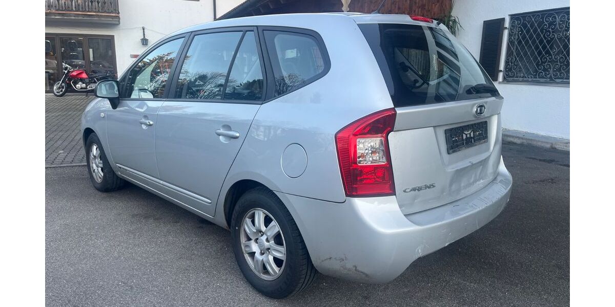 Kia Carens 174.000 km 1.290 &euro; Greiling/Bad Tölz 83677