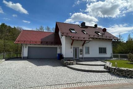 Geräumiges Einfamilienhaus mit viel Platz ab sofort zu vermieten 5 zimmer