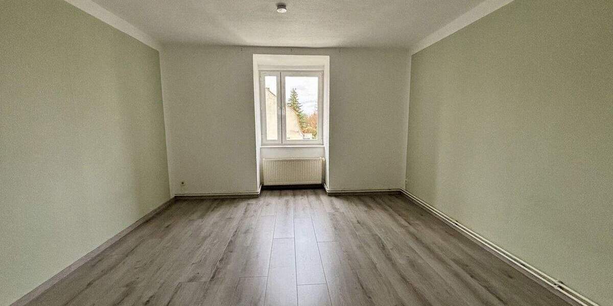 Doppelhaushälfte Bützow - 6 Zimmer, 150 m&sup2;, 260.000&euro; | Angebot:25198183