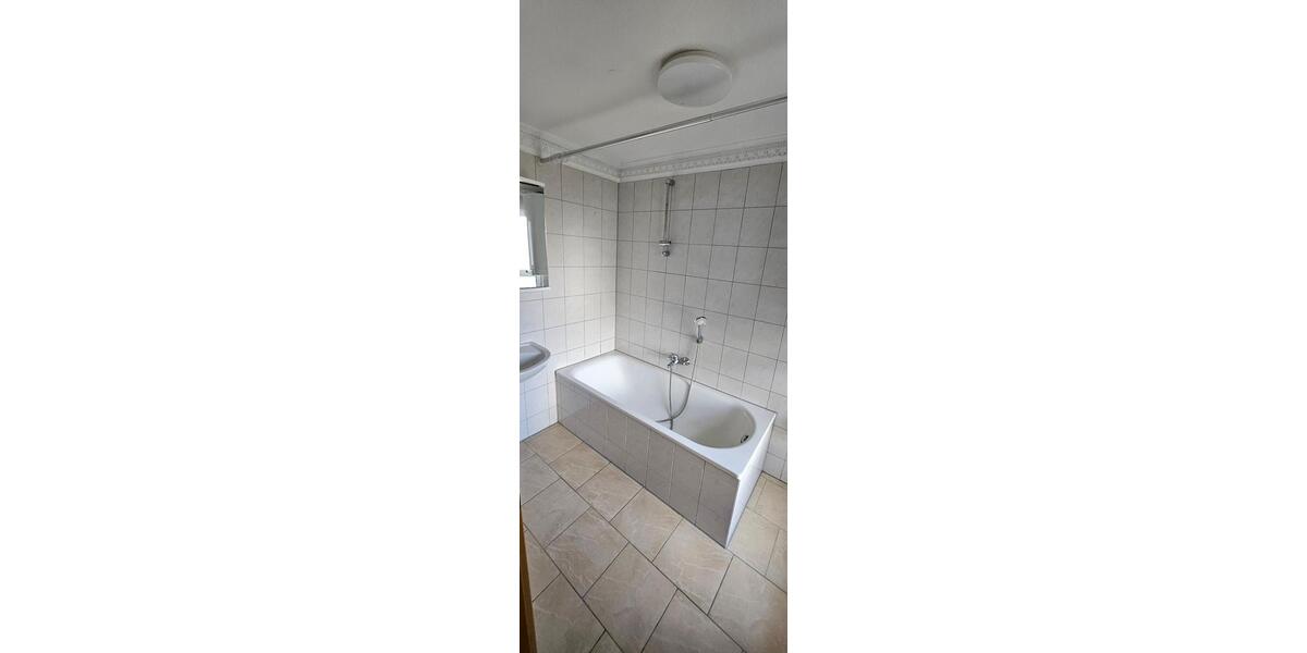 Erdgeschoßwohnung Regenstauf - 2 Zimmer, 42 m&sup2;, 440&euro; | Angebot:26400521