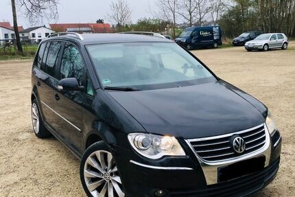 VW Touran 244.000 km 3.900 &euro; Pöttmes 86554