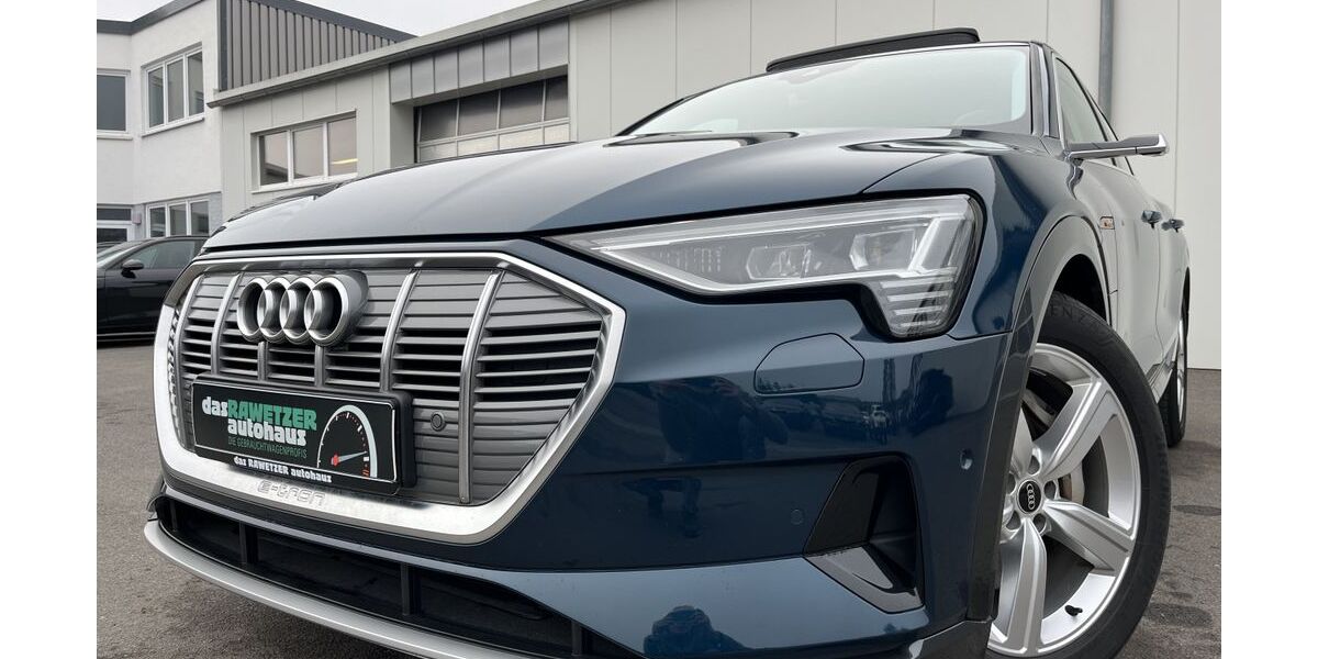 Audi e-tron 34.426 km 31.860 &euro; Marktredwitz 95615